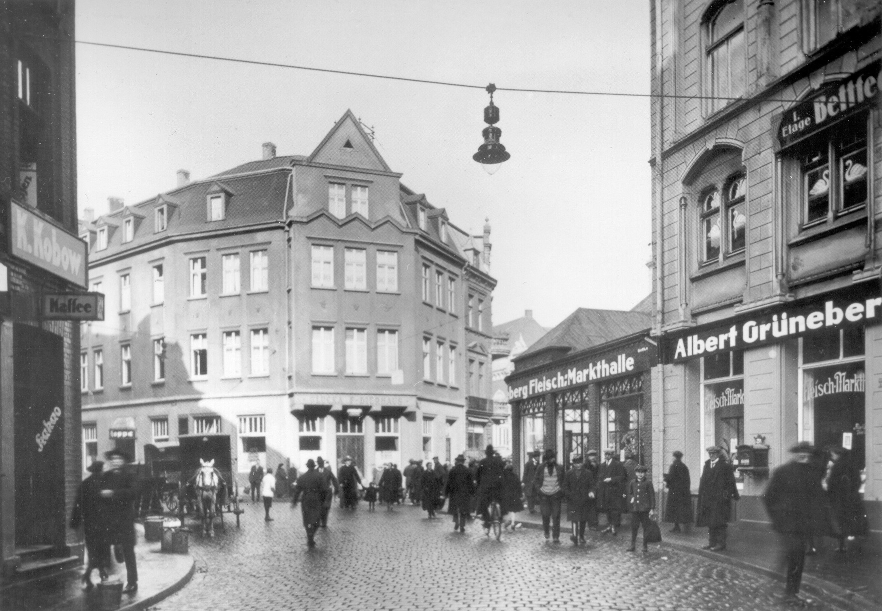 Abb-157 | Metzgerei der Familie Grüneberg in der Gelsenkirchener Altstadt, Hochstraße, 1930er-Jahre